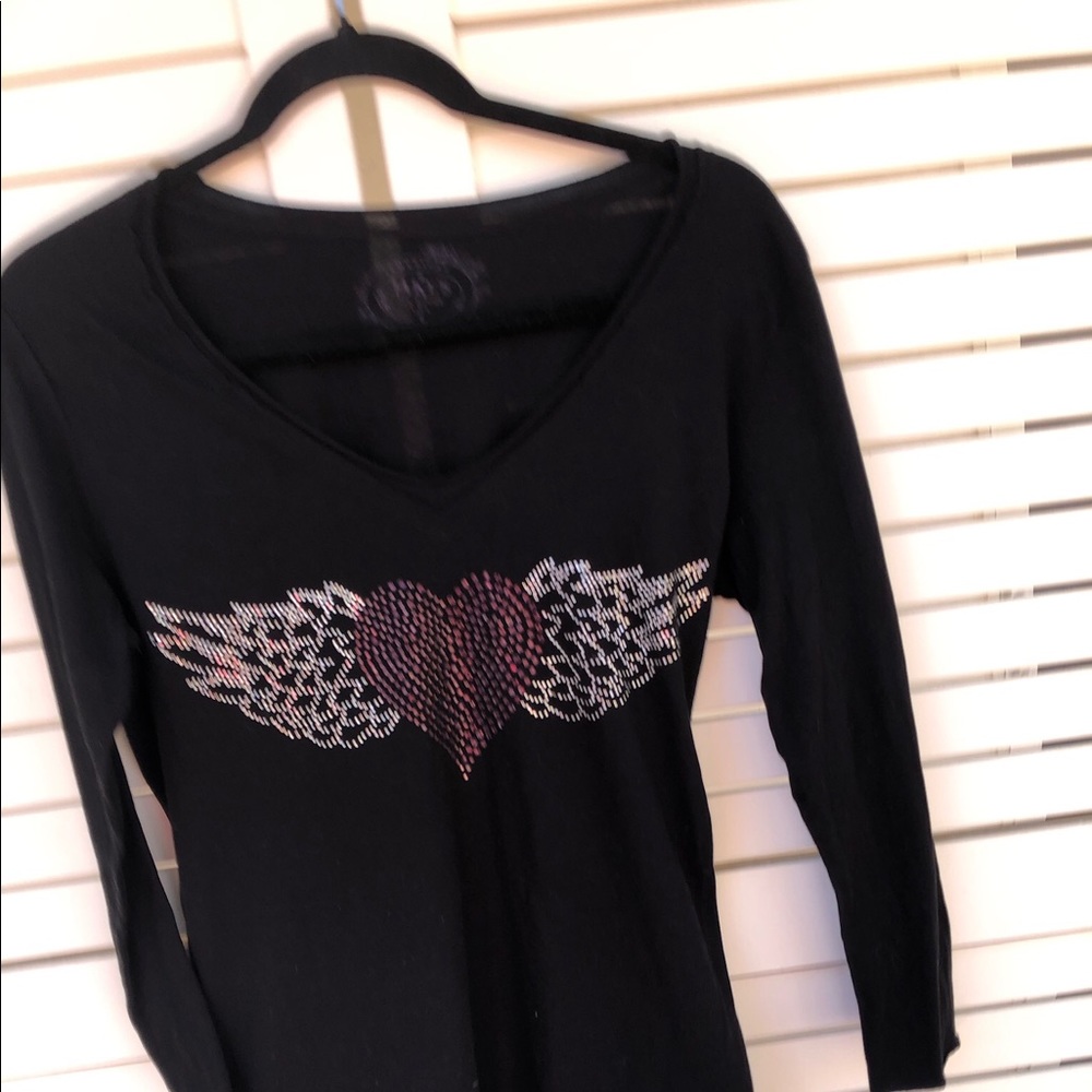 TOP JAKES SIZE L BLACK WITH DESIGN ON FRONT